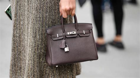 louis vuitton vs cartier|The 6 Designer Bags Worth Investing in Right Now .